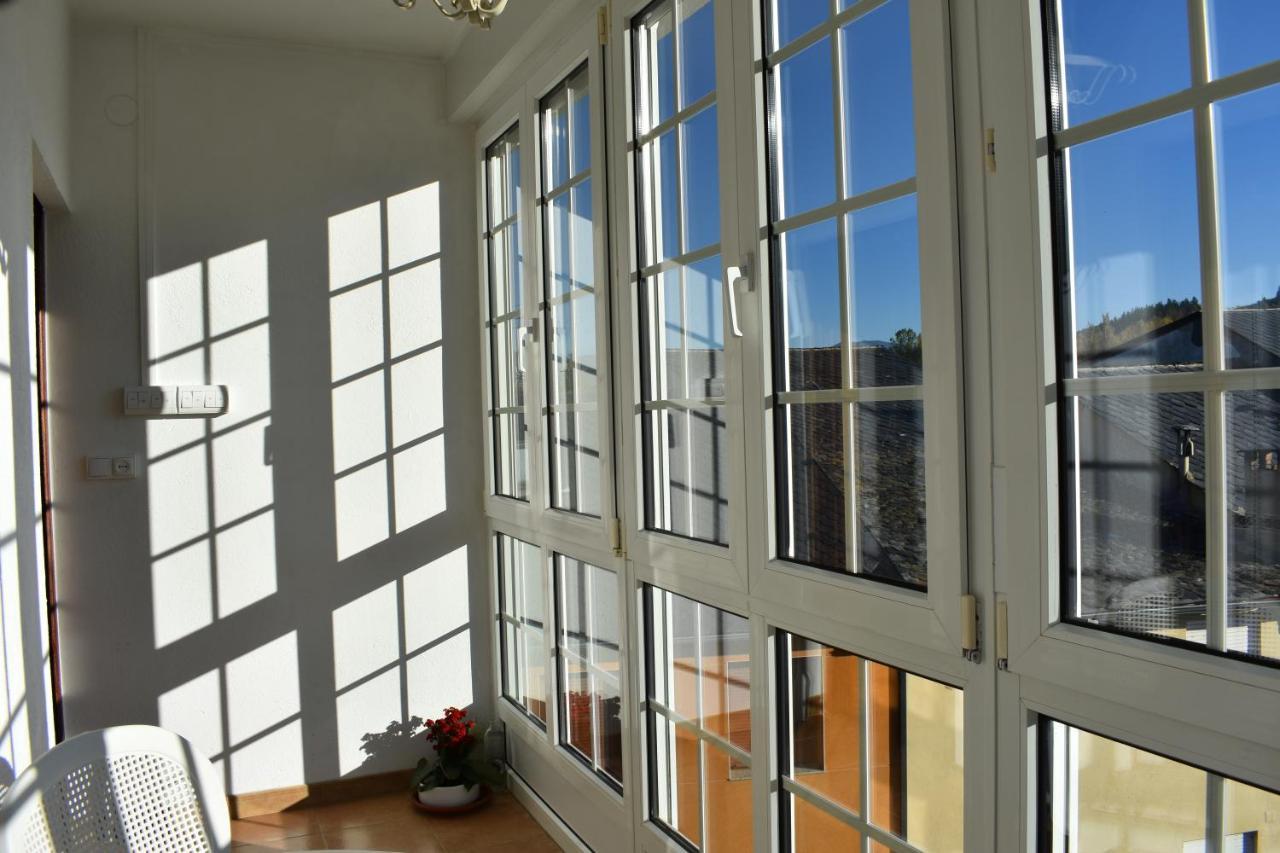 Apartamentos Picea Azul Vega de Espinareda Esterno foto