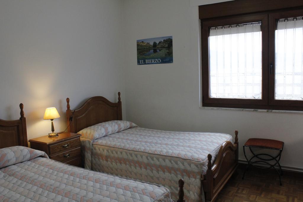Apartamentos Picea Azul Vega de Espinareda Esterno foto